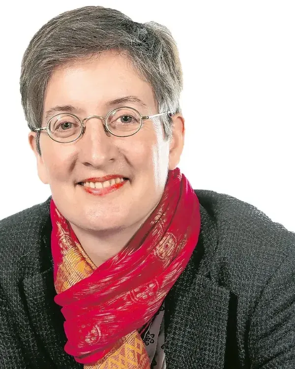 Christina Tilmann