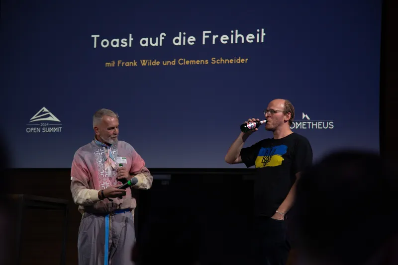 Open Summit — Toast auf die Freiheit